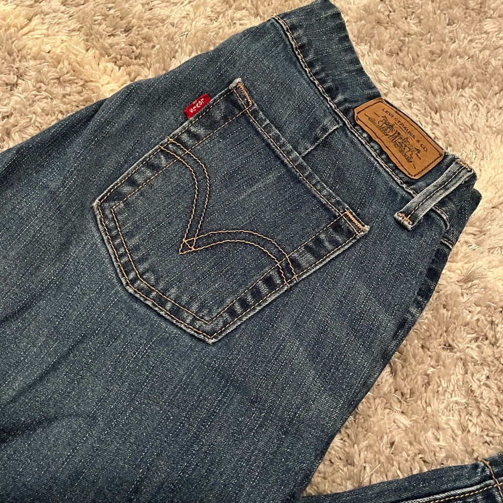 545 Levi’s - Picture 2 of 4